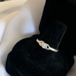 Sterling Silver Ring!